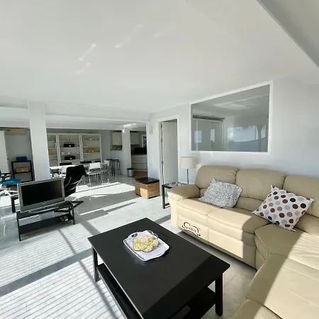 Apartment Iberia Seafront Benidorm