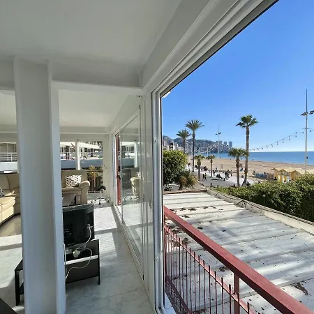 דירה Iberia Seafront *